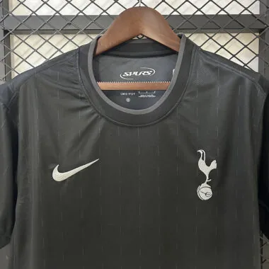 25-26 Tottenham away jersey