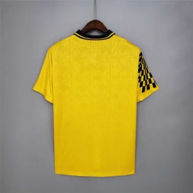 92-94 Tottenham away yellow