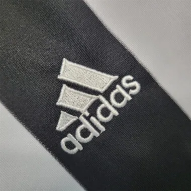 04-06 Newcastle home