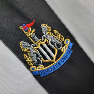 04-06 Newcastle home
