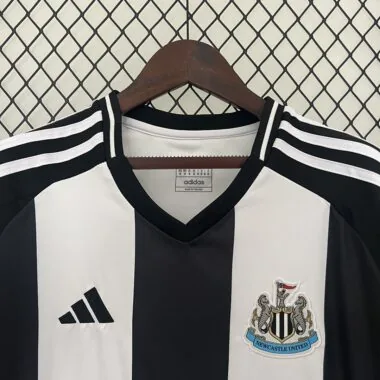 24-25 Newcastle home Jersey