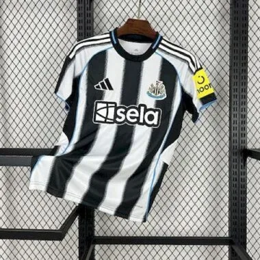 25-26 Newcastle home jersey