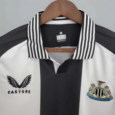 Newcastle commemorative edition white/black