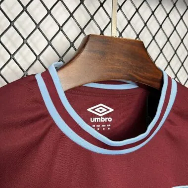 24-25 West ham home Jersey