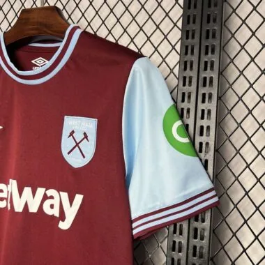 24-25 West ham home Jersey