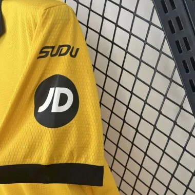 25-26 Wolves home Jersey