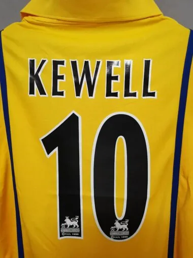 00-01 Camisola amarela de jogo fora do Leeds United