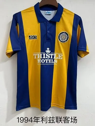 Camisa retro do jogo fora de casa contra o Leeds, de 1994