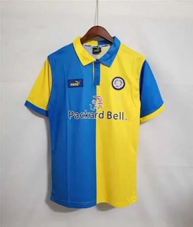1998 Leeds United, equipamento de deslocado azul/amarelo