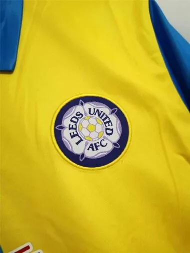 1998 Leeds United, equipamento de deslocado azul/amarelo