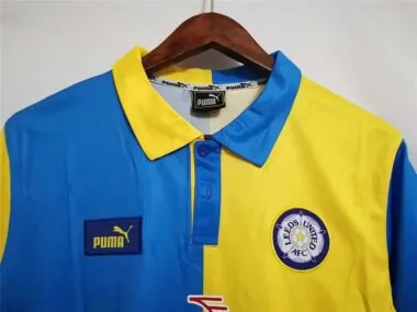 1998 Leeds United, equipamento de deslocado azul/amarelo