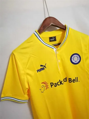 2000 Leeds United away