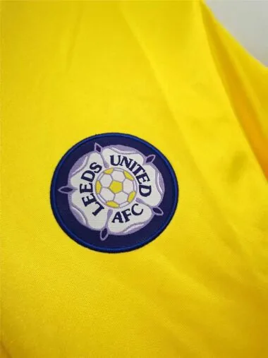 2000 Leeds United away