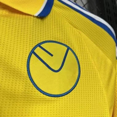 24-25 Leeds away Jersey