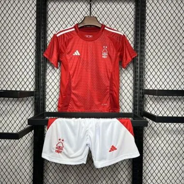 Equipamento infantil para jogos em casa do Nottingham Forest 24-25