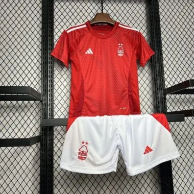 24-25 Nottingham Forest home kid kit