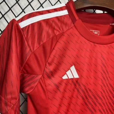 24-25 Nottingham Forest home kid kit
