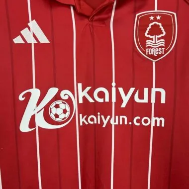25-26 Nottingham Forest home Jersey