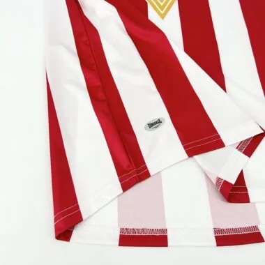 05-06 Sunderland home retro jersey