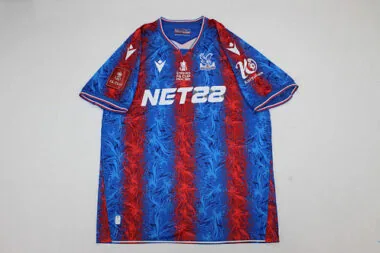 Camisa do Crystal Palace, versão da final da FA Cup, 24-25