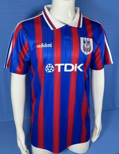 Camisa de jogo em casa retro do Crystal Palace, época 1996/98