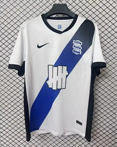 Camisa branca de jogo fora contra o Birmingham City, 25-26