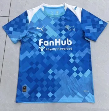 Camisa de futebol do Derby County para a terceira deslocação da época 2025/26
