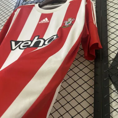 15-26 Southampton home retro jersey