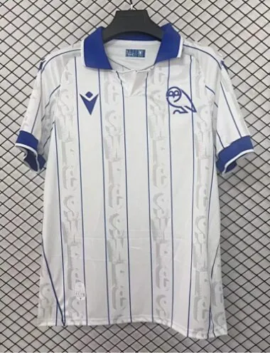 Camisa de futebol n.º 25-26 da equipa B do Sheffield Wednesday