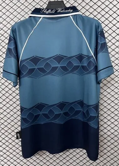 Camisa de jogo fora de casa retro do Sheffield Wednesday de 1997