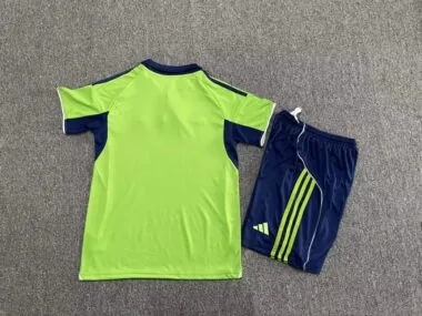 Fulham 2025/26 Away Kids Kit (Size 16-28)