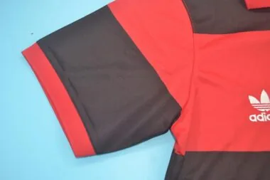1982 Flamenco home red and black