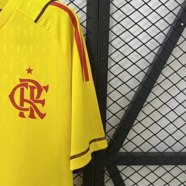 25-26 Edição limitada da camisola de guarda-redes amarela do Flamengo
