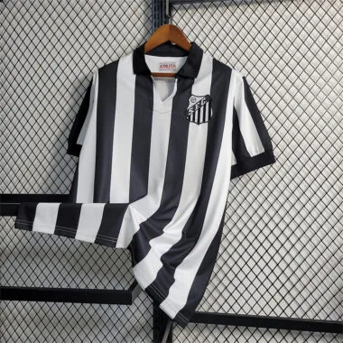 1958 Santos home