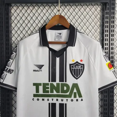 1997 Atletico Mineiro à l'extérieur