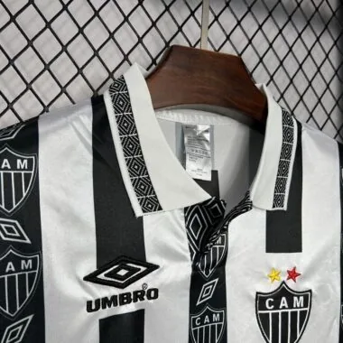 Camisa retro de jogo em casa do Atlético Mineiro de 1995