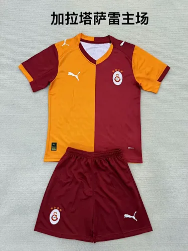 25-26 Divisa da bambino Galatasaray (in casa)