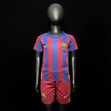 Equipación infantil retro del Barcelona 05-06
