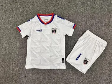 Equipamento infantil de fora de casa de Cabo Verde para o Mundial de 2026, tamanhos 16-28