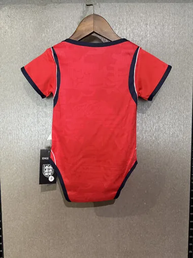 Baby England 2026 World Cup Away Size: 9 and 12