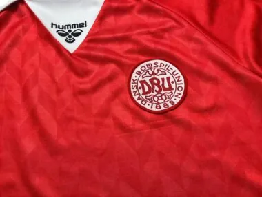 1988 Danmark home red retro jersey