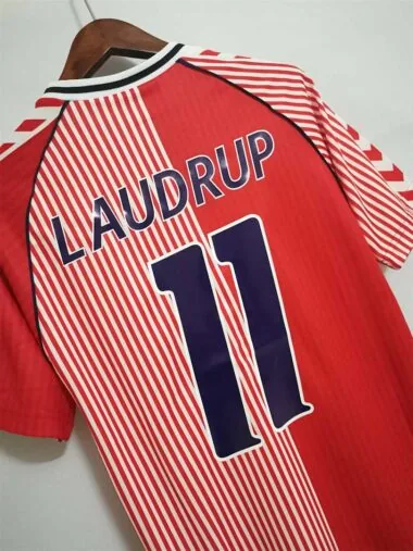 1986 Denmark home