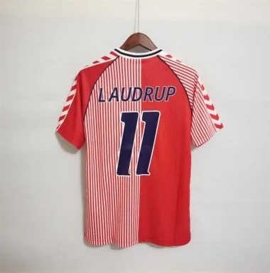 1986 Denmark home