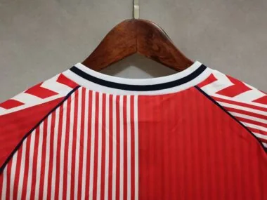 1986 Denmark home