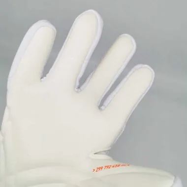 A20守门员手套