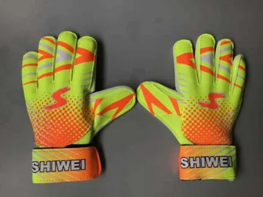 Guantes modelo S3: fotos reales. Guantes infantiles de látex para proteger los dedos