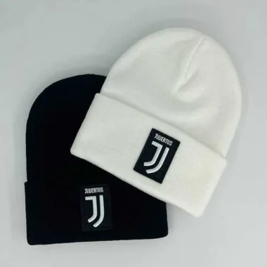 Bonnet en tricot du club JLB02#