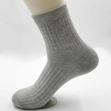 906