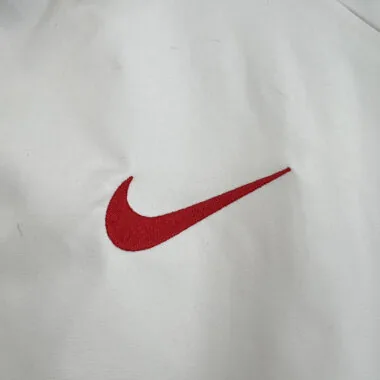 25-26 Barcelona 1899 white windbreaker