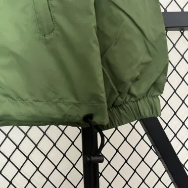 2024 New green windbreaker